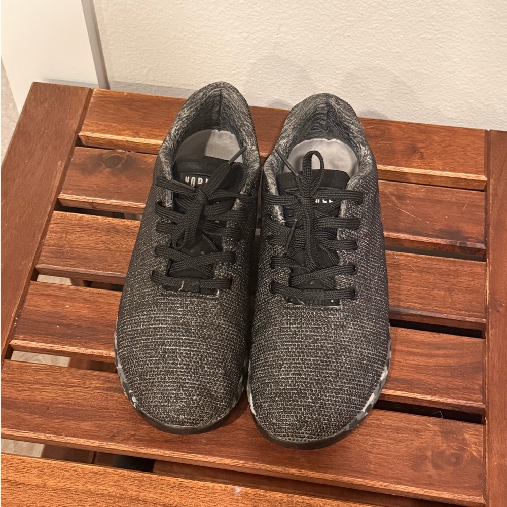 NOBULL Outwork Trainer M9/W10.5 in Charcoal and White Camo